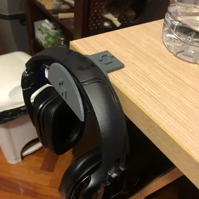 Giá đỡ tai nghe Logitech cho bàn 30mm và 16mm