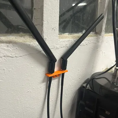 Giá đỡ tường cho anten wifi