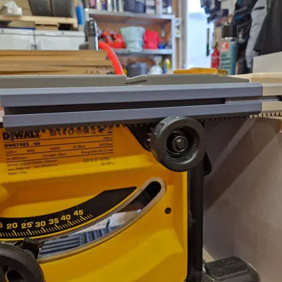 Mở rộng thanh răng cho máy cưa Dewalt DWE745