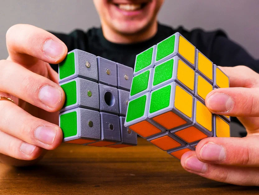 Khối Rubik 3x3 V2 chỉ với nam châm - Image 1