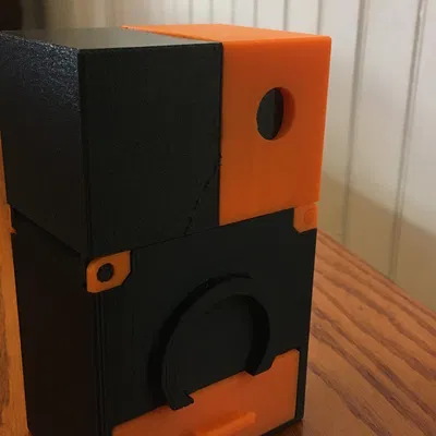 Hộp đựng thẻ Pokémon có bánh răng cho 60 thẻ