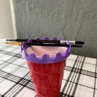 Giá đỡ cọ vẽ cho cốc dùng một lần