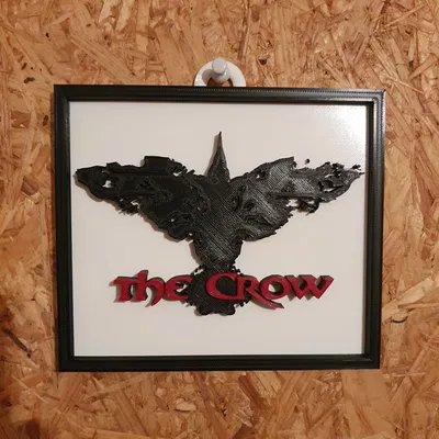 Tranh treo tường từ phim "Quạ" với màu sắc thay đổi