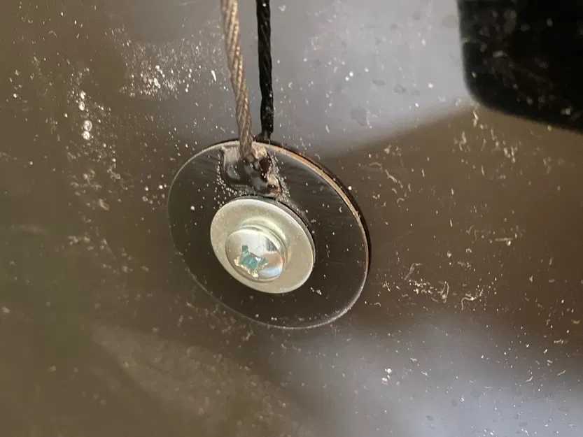 Giá treo tivi tự chế cho tường - Image 2