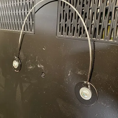 Giá treo tivi tự chế cho tường