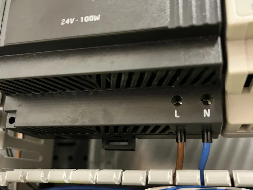 Phụ kiện thay thế cơ chế khóa cho nguồn Loxone/Meanwell - Image 1