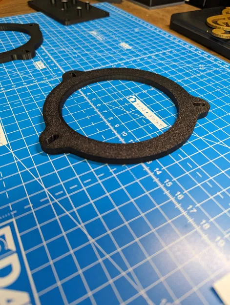 Bộ chuyển đổi loa 4 inch cho xe BMW E9X với 3 ốc vít - Image 2