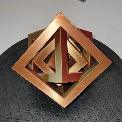 Điêu khắc 3D khung lập phương trong khung lập phương