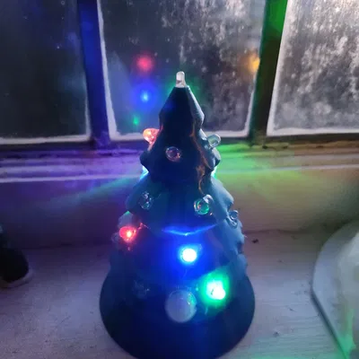 Cây thông Giáng sinh cảm biến chuyển động ATtiny402