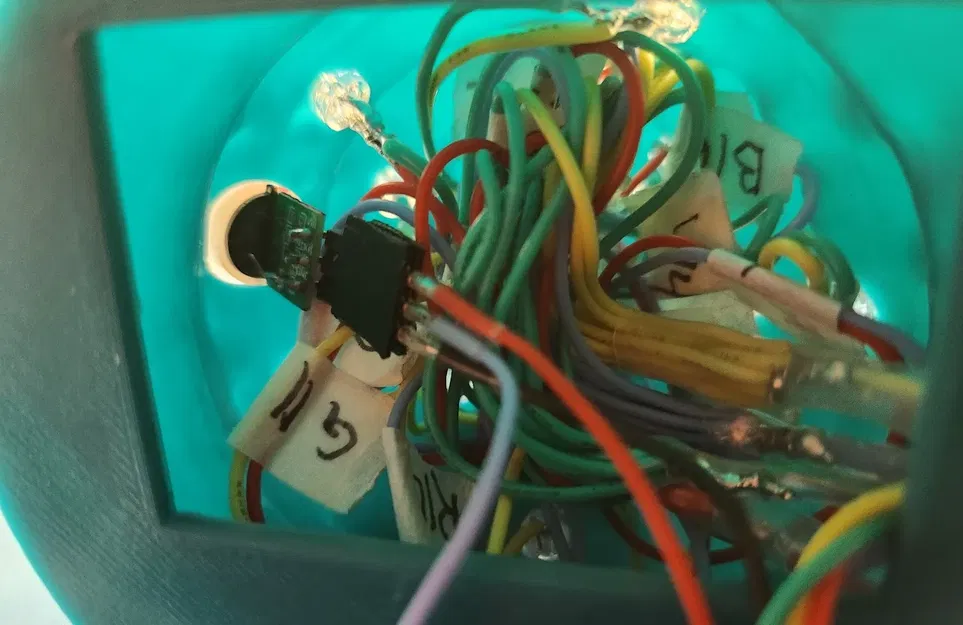 Cây thông Giáng sinh cảm biến chuyển động ATtiny402 - Image 5