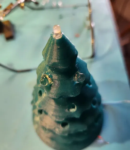 Cây thông Giáng sinh cảm biến chuyển động ATtiny402 - Image 8