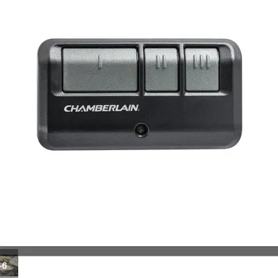 Vỏ bảo vệ an toàn cho bộ điều khiển từ xa cửa gara Chamberl...