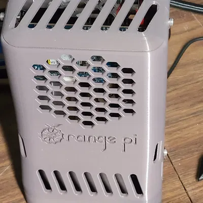 Vỏ máy tính để bàn Orange Pi 5 lắp đứng phiên bản 2