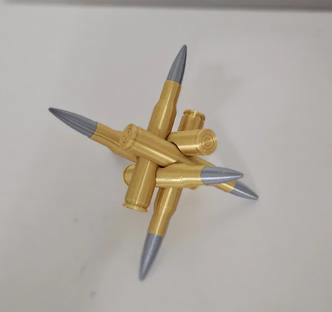 Câu đố hình trụ, viên đạn và bút sáp trên bàn làm việc - Image 8