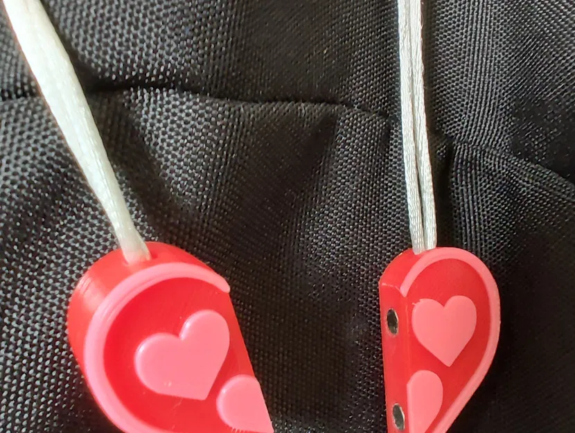 Kẹp kéo hình trái tim cho ba lô trẻ em - Image 2