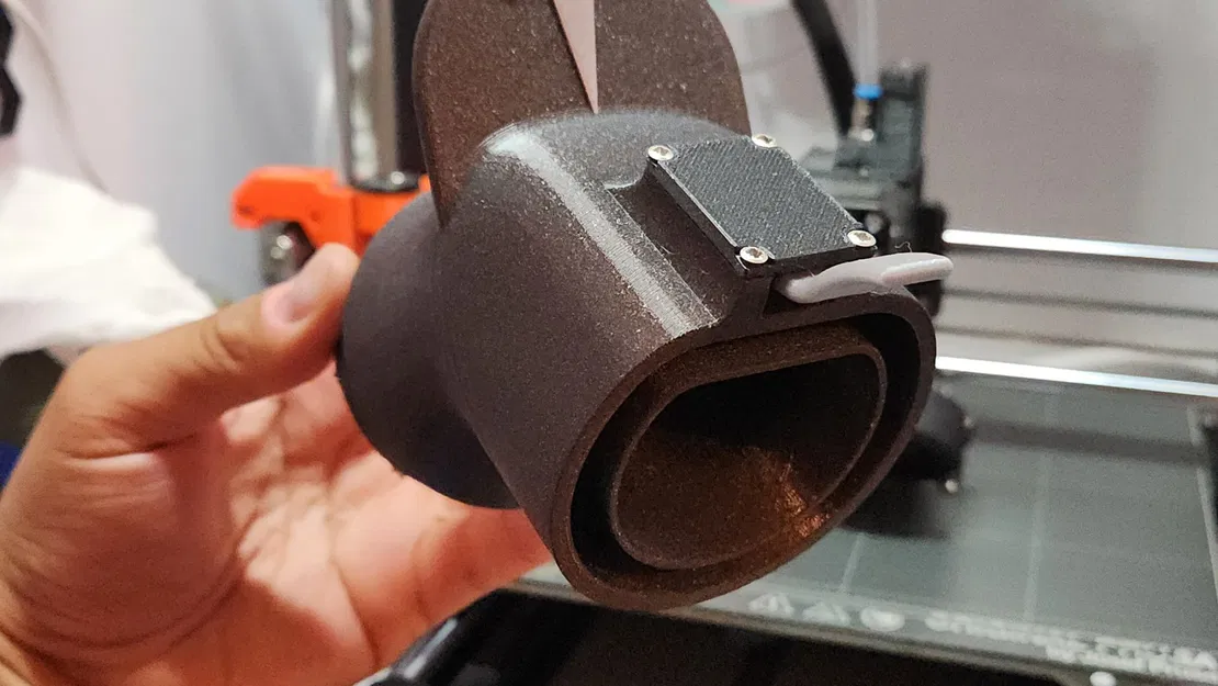 Giá đỡ cáp Type 2 có chỗ để logo Tesla - Image 2