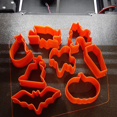 Bộ dụng cụ cắt bánh Halloween 6 cái, Quan tài, Ma, Dơi, Phù thủy, Đá mồ (Bia mộ), Bí ngô, Nhà ma (Nhà bị ám), Mèo