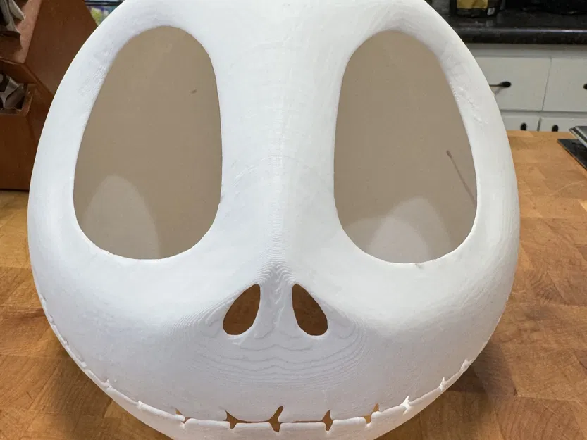 Mũ Jack Skellington chia thành 2 phần cho máy in 3D - Image 1