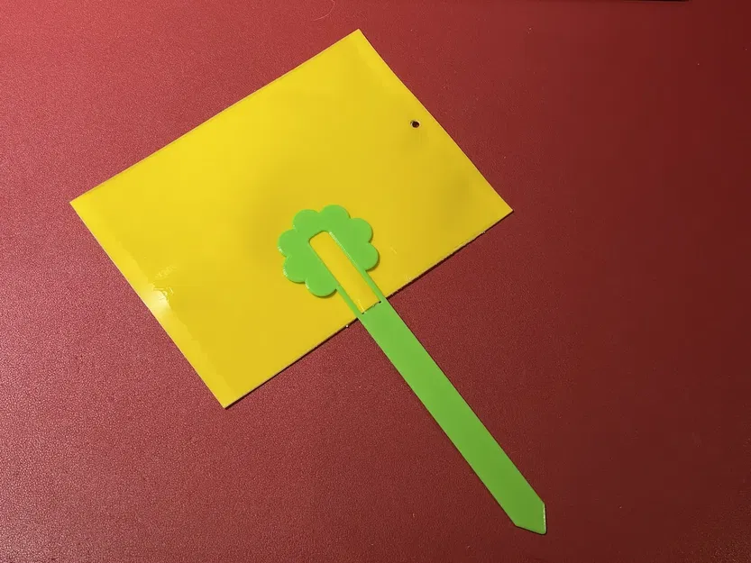 Cọc làm vườn đa năng cho việc giữ thẻ cây và bẫy côn trùng - Image 2