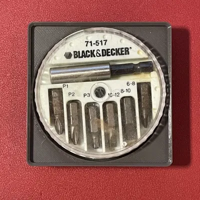 Thùng chứa Gridfinity 2x2 với lỗ tròn 79 mm cho đồ vật ngẫu nh...