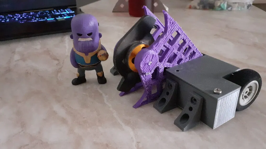 Robot chiến đấu 1lb kiểu spinner đứng - Image 1