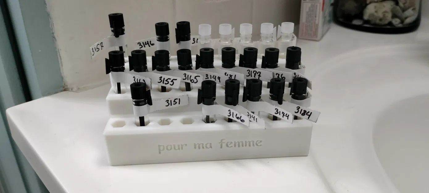 Giá đỡ ống mẫu nước hoa Cologne - Image 1