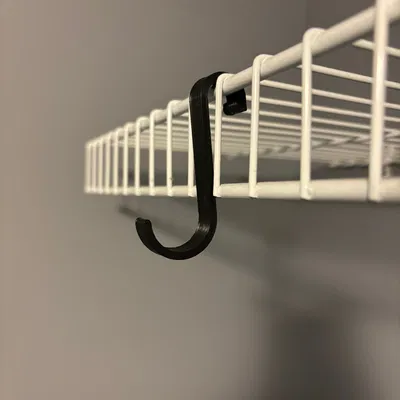 Móc treo mũ cho kệ dây sắt