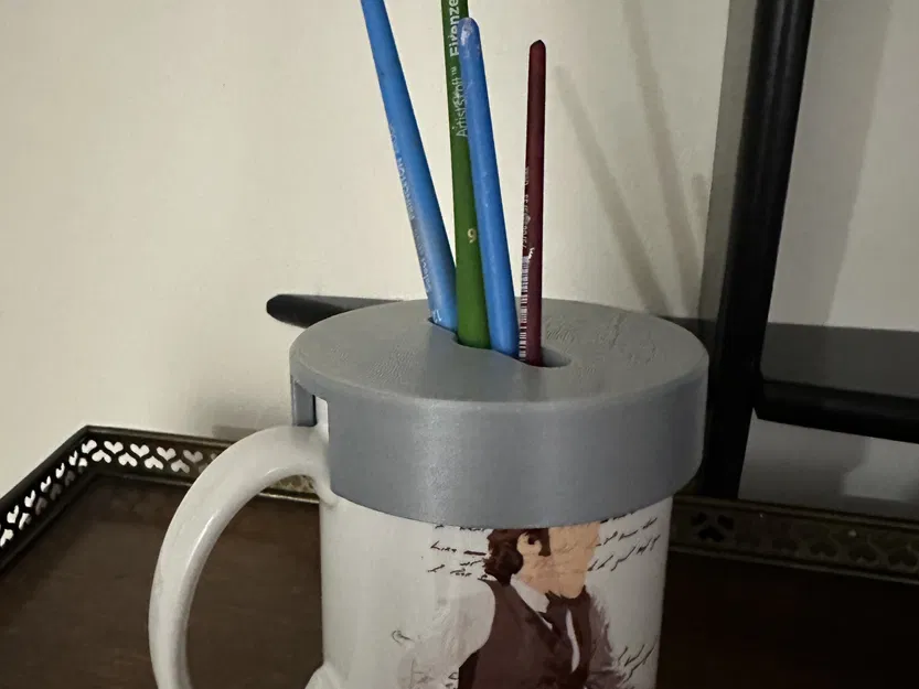 Giá đỡ cọ vẽ cho cốc nước đa năng - Image 1
