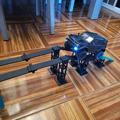 Cầu hỗ trợ mô hình xe địa hình tỉ lệ 1/18 và 1/24