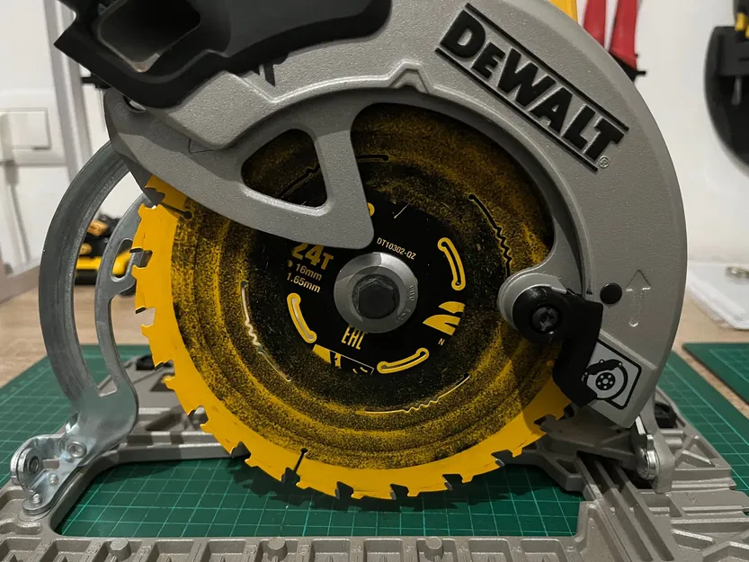 Giá đỡ giữ lưỡi cưa tròn Dewalt DCS570 - Image 1