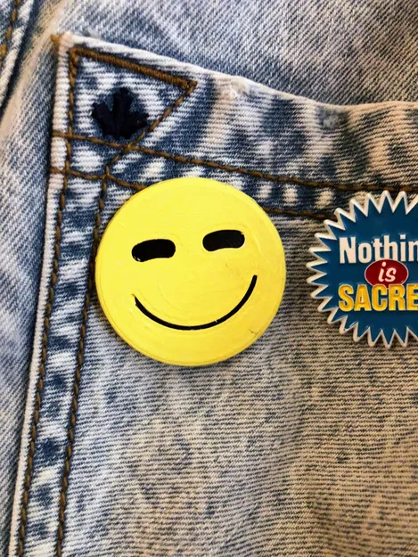 Nút ghim mặt cười của Randall Flagg trong The Stand 2020 - Image 1