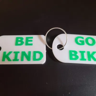 Thẻ chìa khóa nhắc nhở lòng tốt và đi xe đạp
