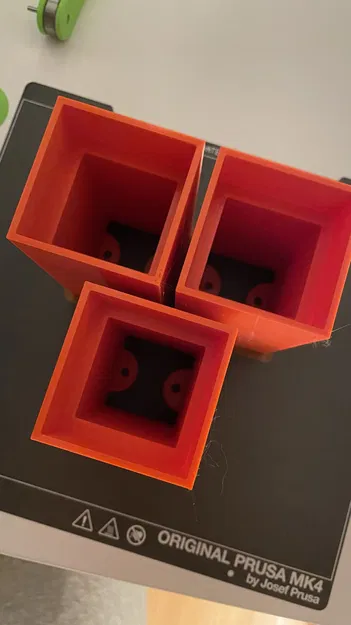 Mở rộng chân bàn Ikea Lack 90mm với giá đỡ vít - Image 2