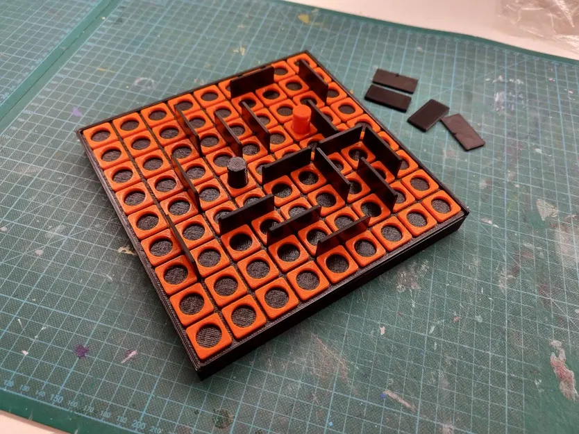 Trò chơi cờ Quoridor với hộp trượt - Image 1