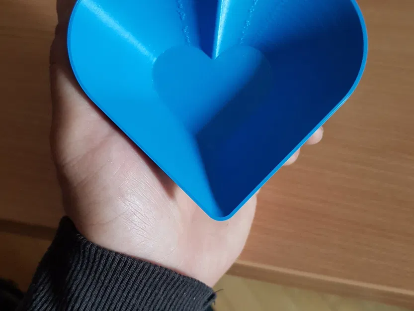 Khuôn trái tim gửi đi cho trò chơi và đồ chơi ngoài trời - Image 1