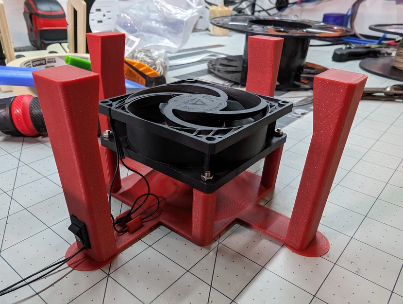 Giá đỡ bản in với quạt làm mát cho máy in 3D - Image 1