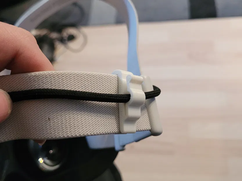 Giá đỡ cáp kết nối cho Oculus Quest 2 - Image 1