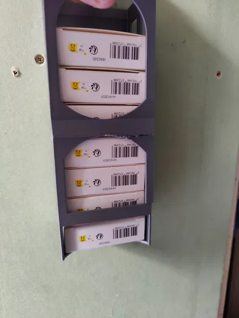 Máy phân phối dầu gội 900 Care - Image 1