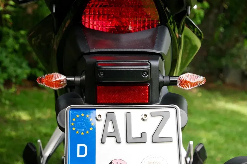 Bộ chuyển đổi đèn báo trước và sau cho CBR300R - Image 5