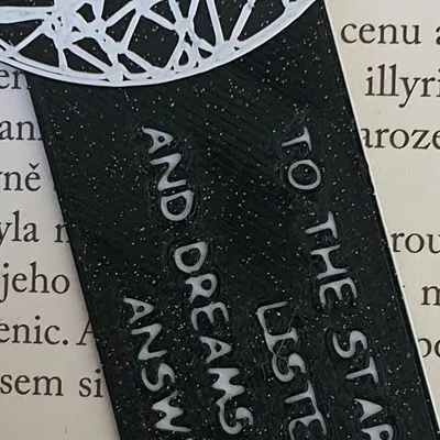 Dấu trang Velaris trong series A Court of Thorns And Roses