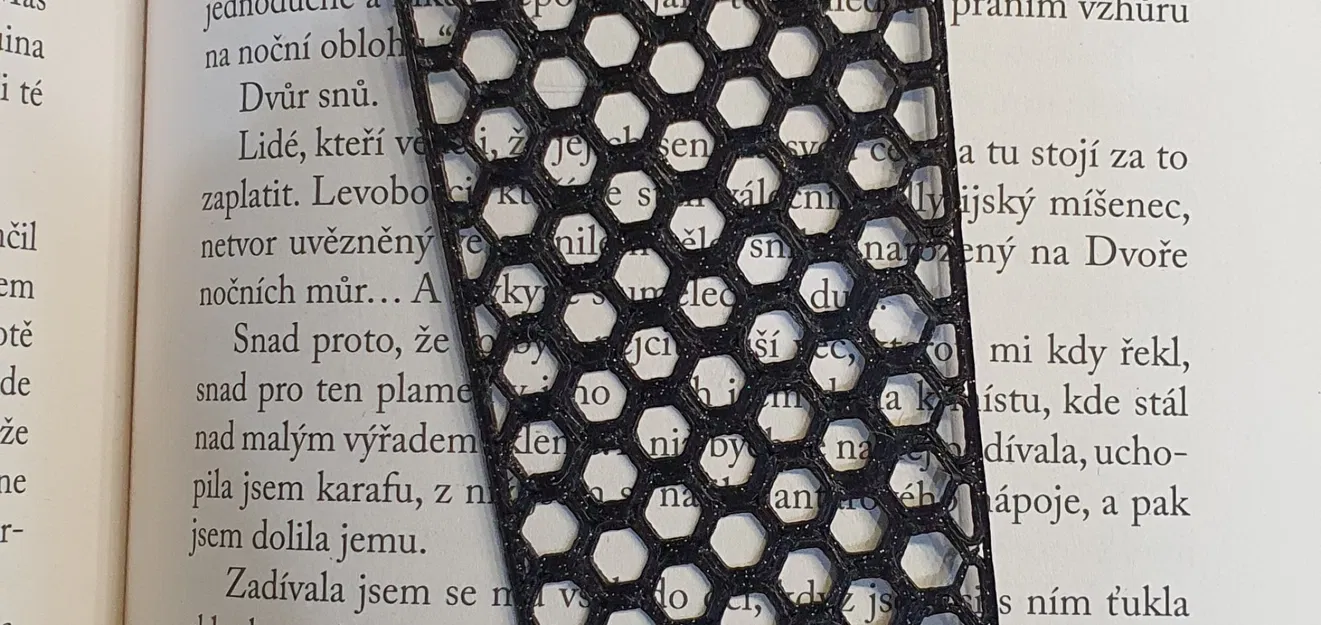 Dấu trang Velaris trong series A Court of Thorns And Roses - Image 3