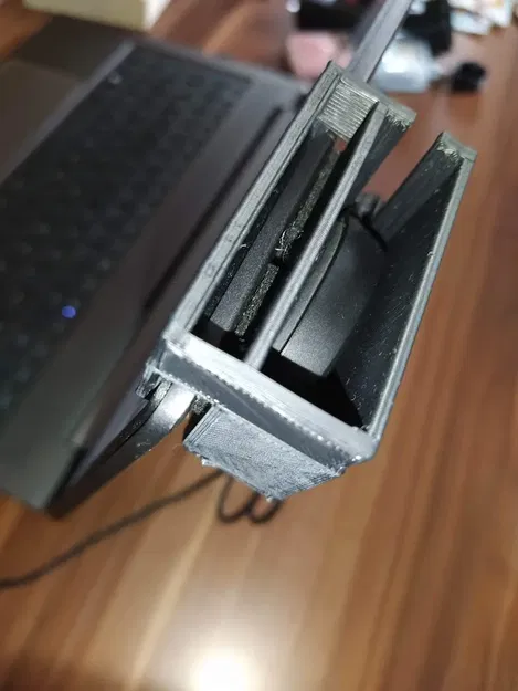 Giá đỡ an toàn cho bộ thu không dây SteelSeries Arctis 7 - Image 3