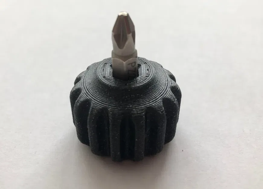 Giá đỡ bit tối giản cho không gian chật hẹp - Image 1