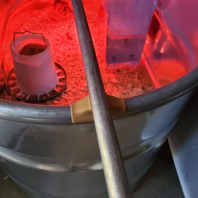 Bộ chuyển đổi thanh đèn ấp cho bể chứa gia cầm 100gal