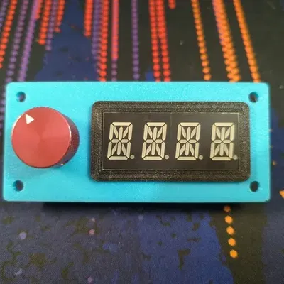 Bảng điều khiển gắn kết hiển thị 7 hoặc 14 đoạn của Ada...