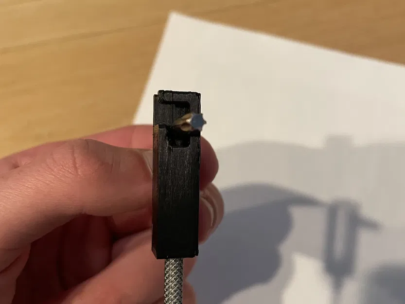 Giá đỡ vít m5 cho chai nước gắn trên xe đạp - Image 3