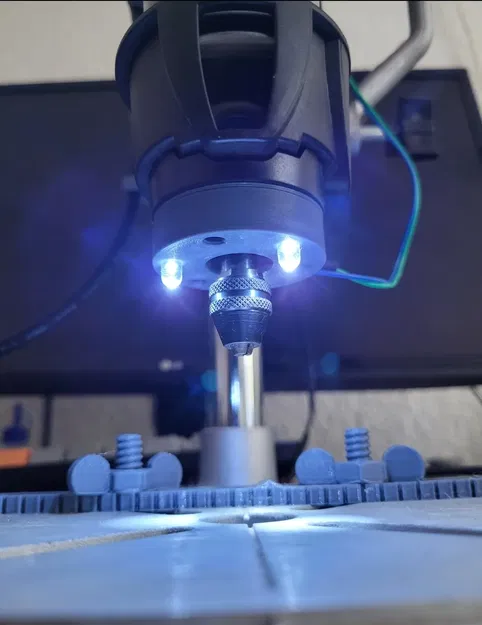 Hệ thống đèn LED cho trạm làm việc Dremel 3000 - Image 1