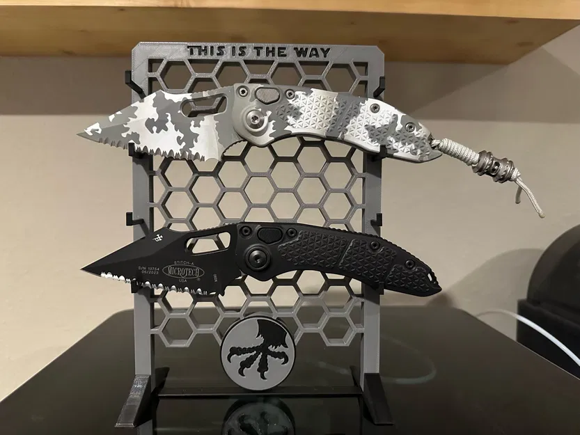 Giá đỡ dao bỏ túi có logo Microtech - Image 2