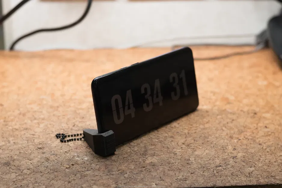 Giá đỡ điện thoại mini gắn chìa khóa - Image 2