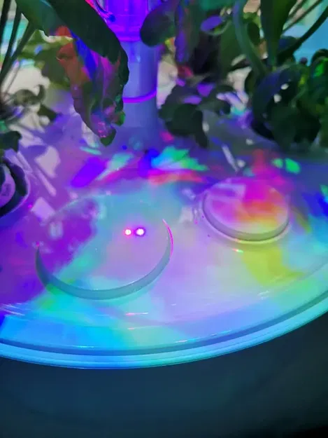 Nắp đậy lỗ nước và lỗ cây Plantui - Image 1